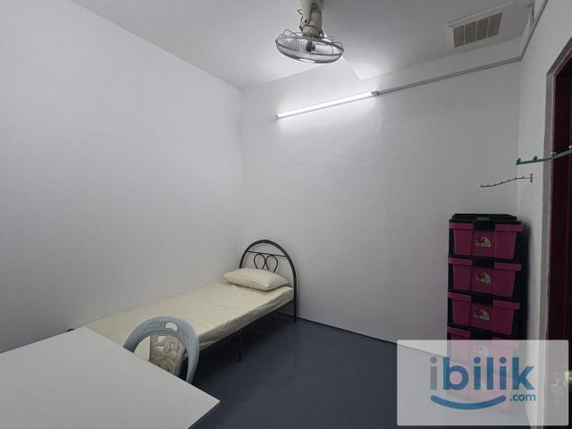 Room for rent in Country Heights Damansara, Kuala Lumpur