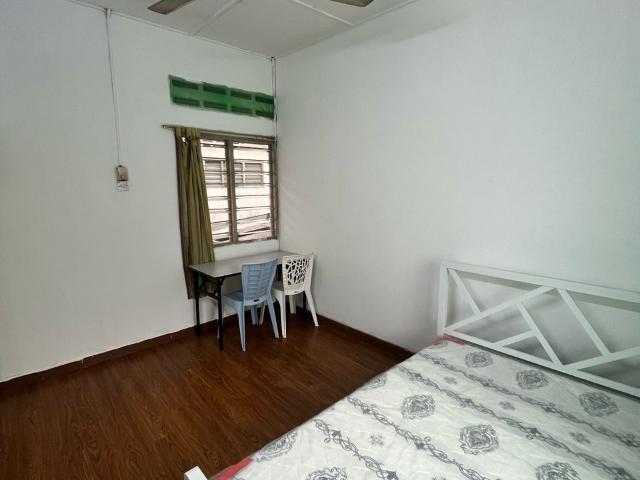 Room for rent in Petaling, Damansara Damai