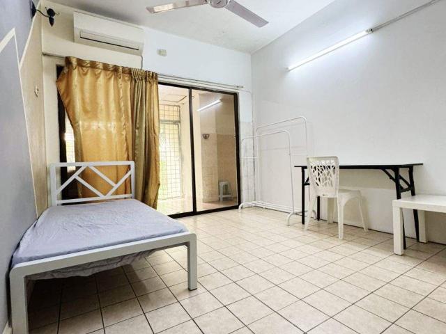 Room for rent in Petaling, Damansara Damai
