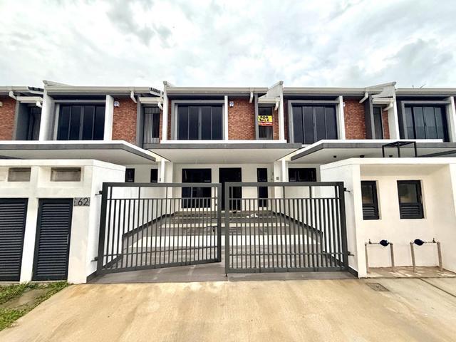 Terraced House for sale in Alam Impian, Selangor