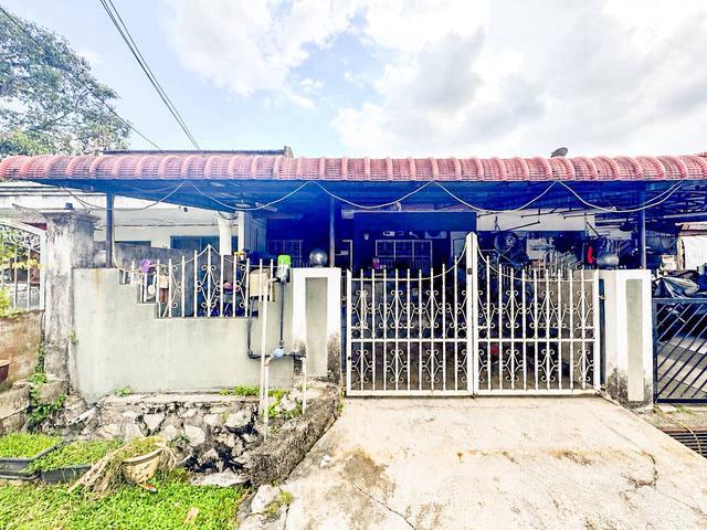 Terraced House for sale in Langat, Selangor