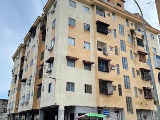 Apartment for sale in Port Klang, Selangor