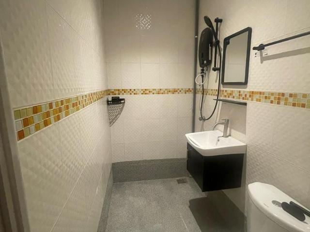 Room for rent in Petaling, Damansara Damai