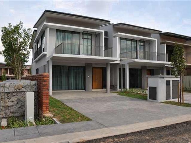 Terraced House for sale in Sendayan Village, Negeri Sembilan