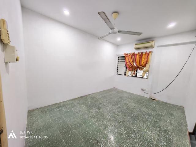 Terraced House for sale in Port Klang, Selangor