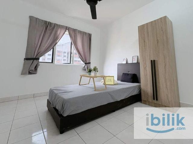 Room for rent in Petaling, Damansara Damai