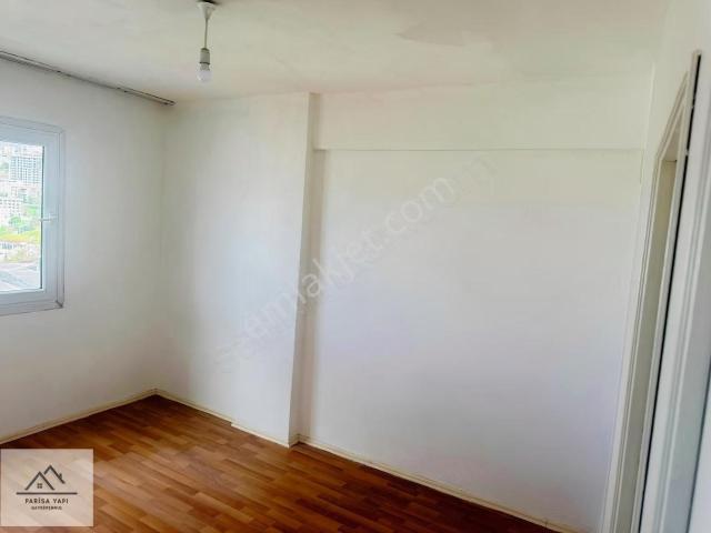 Karabağlar, İzmir içerisinde kiralık mülk