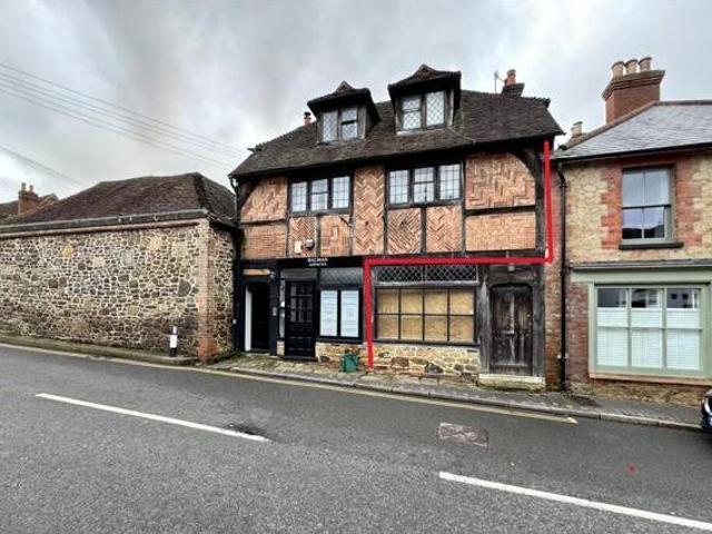 House for sale in Oxted, Hillview