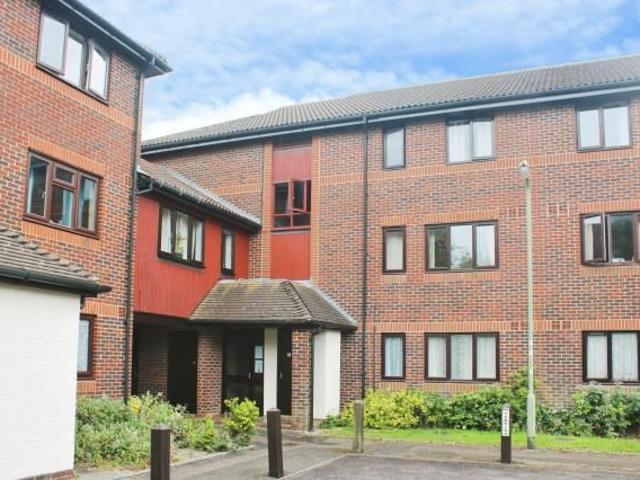 Studio for rent in Fleet Meadow, South Oxfordshire
