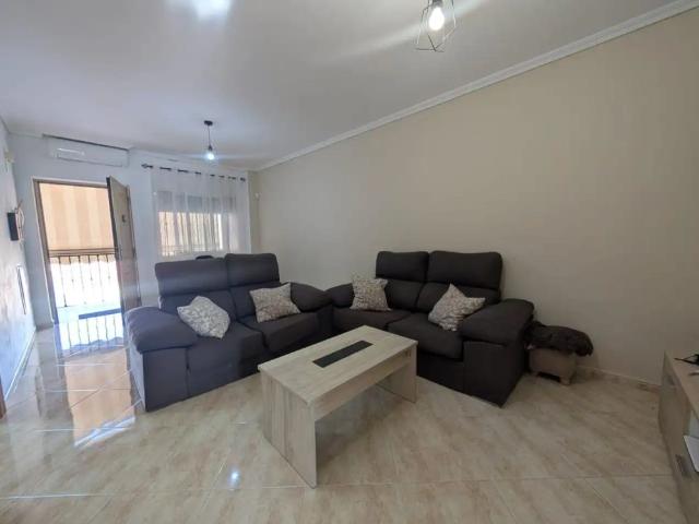 Apartamento en alquiler en Linares, Andalucía