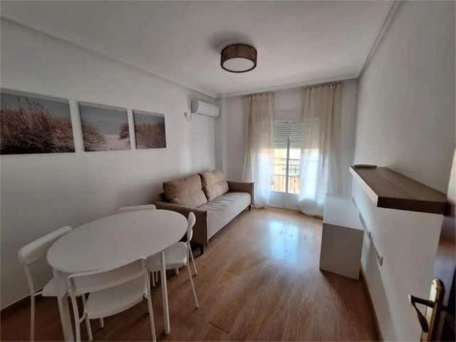 Apartamento en alquiler en Linares, Andalucía