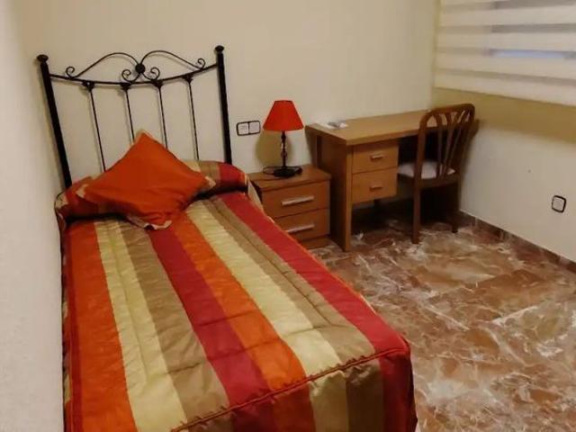 Apartamento en alquiler en Linares, Andalucía