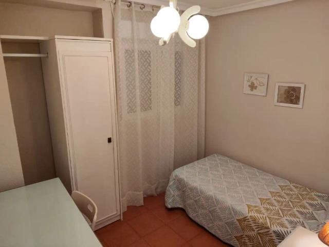 Apartamento en alquiler en Linares, Andalucía