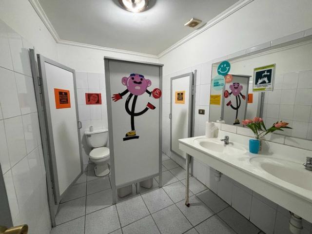 Linares, Amplia Propiedad Comercial Zona Estratégica 146461