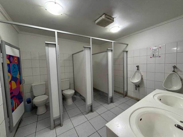 Linares, Amplia Propiedad Comercial Zona Estratégica 146461