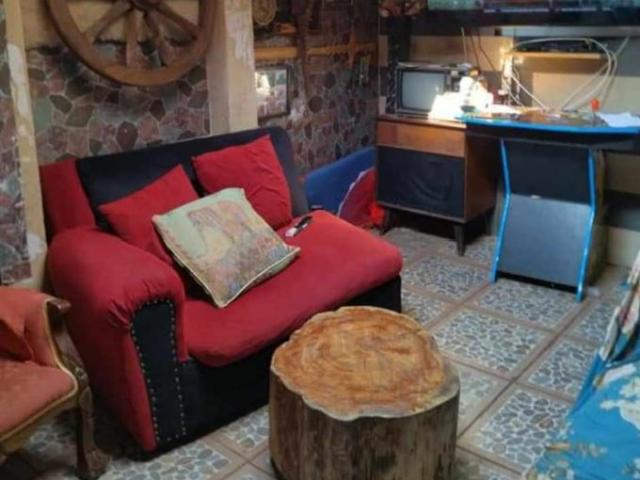 Linares, maria bari, linares