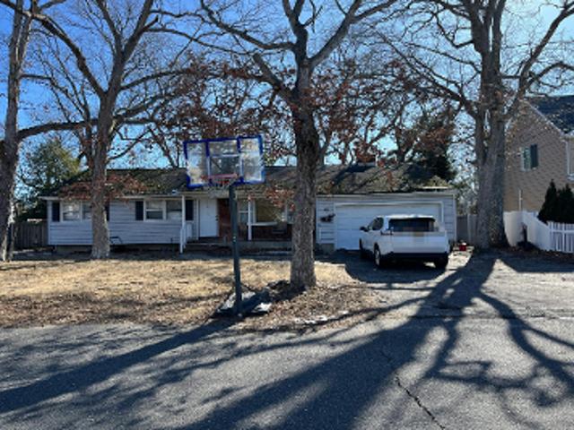 House for sale in Pine Beach, New Jersey