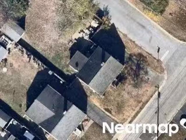 House for sale in Claymont