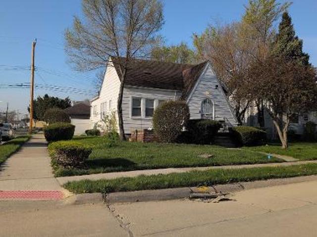 House for sale in Eastpointe, Michigan