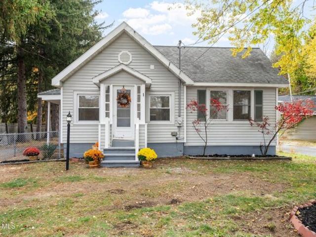 House for sale in Village of Colonie, Colonie