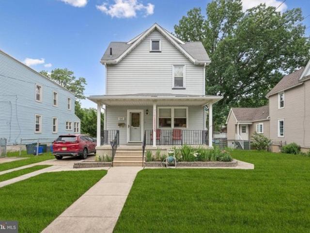 House for sale in Collingswood