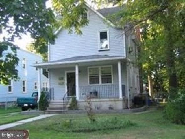 House for sale in Collingswood