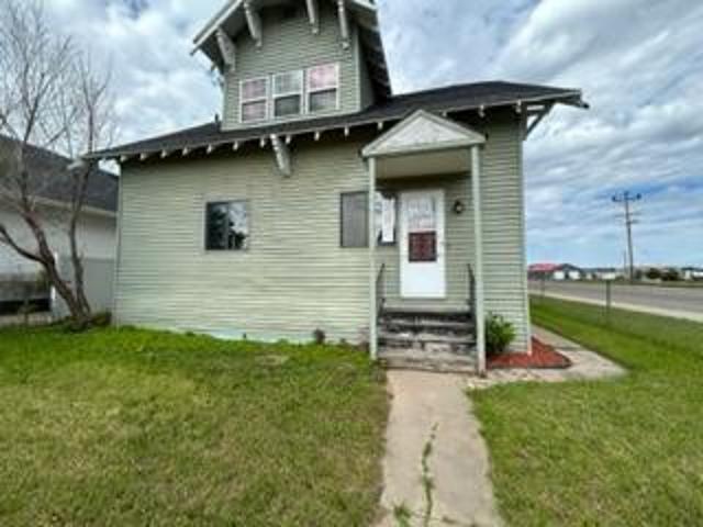 House for sale in Sidney, Montana