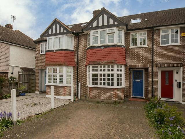 House for rent in Whitton, Greater London