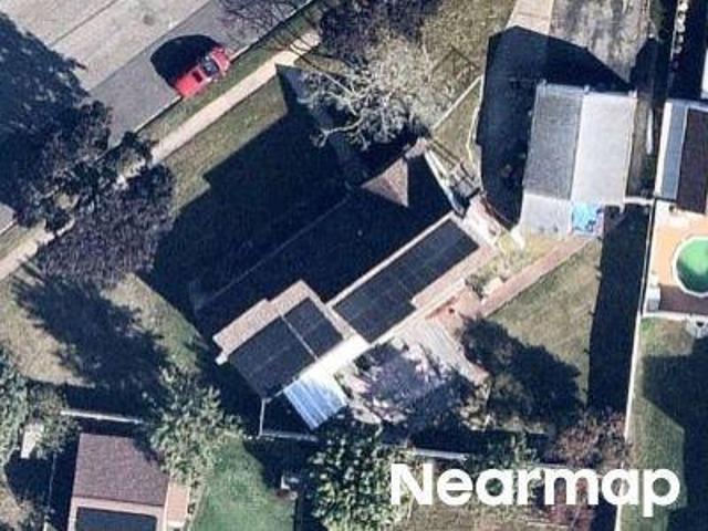 House for sale in Bethpage, New York