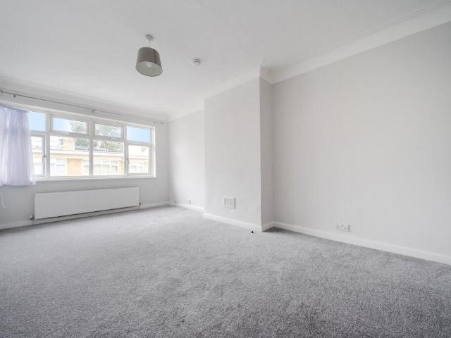 Apartment for rent in London Borough of Croydon, Greater London