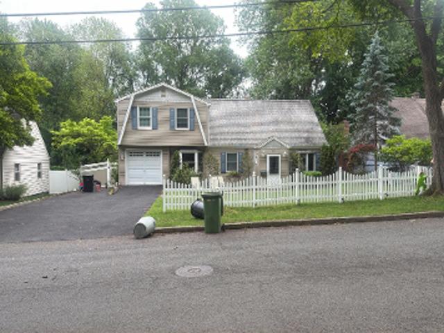 House for sale in Paramus, New Jersey