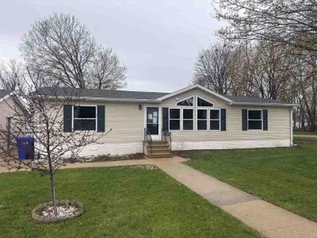 House for sale in Oelwein, Iowa