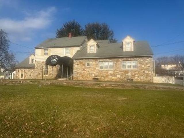 Commercial for sale in Chester, Pennsylvania