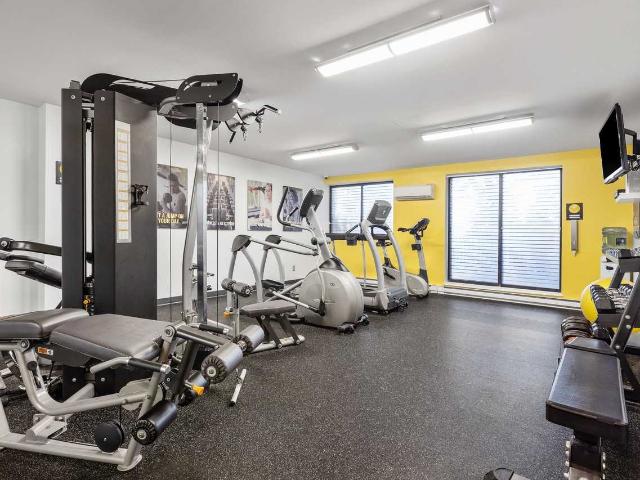 Apartment for rent in Bay, Ottawa