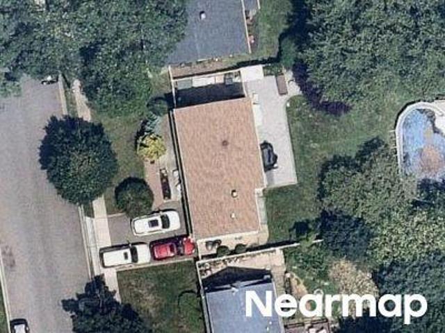 House for sale in Bellmore, New York