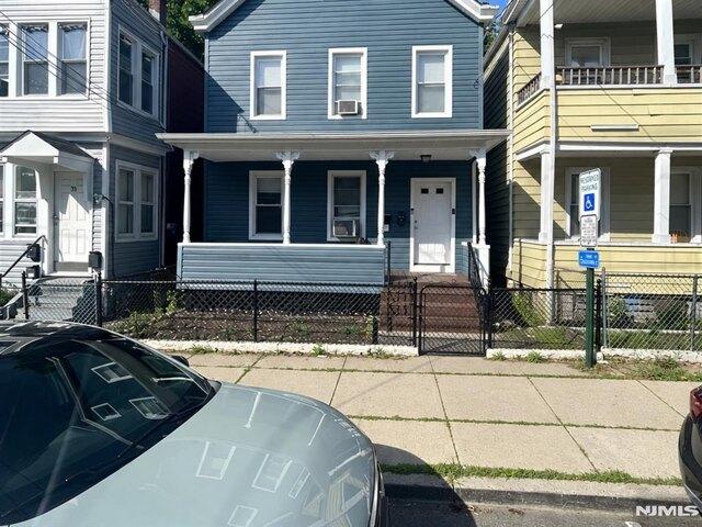 House for sale in Passaic, New Jersey