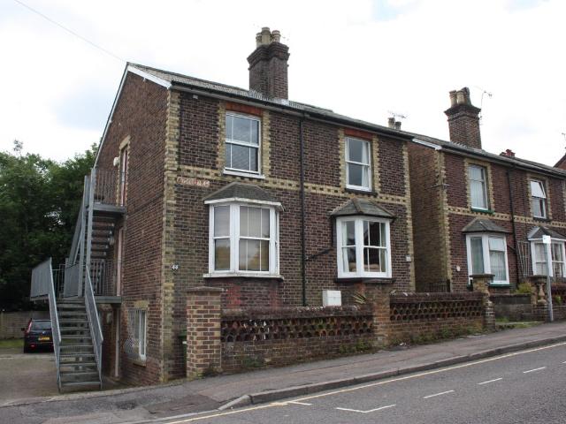 Apartment for rent in Pachesham Park, Surrey