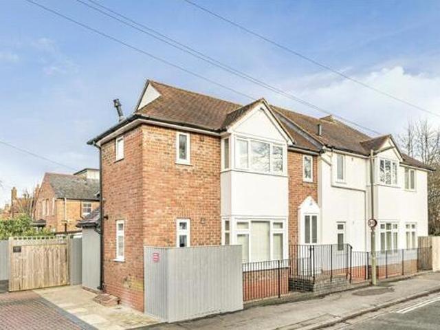House for sale in The Slade, Oxfordshire
