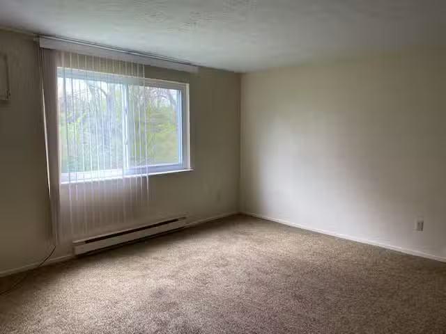 Condo for rent in Youngstown