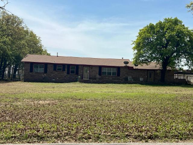 House for sale in Healdton, Carter County