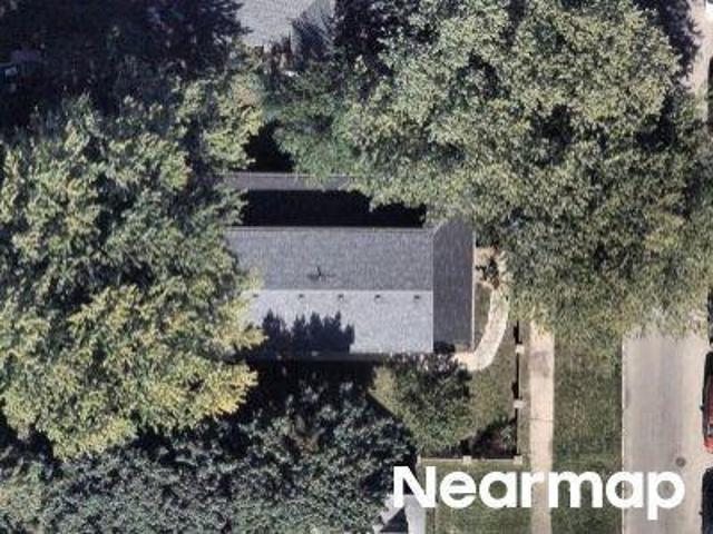 House for sale in North Chicago, Lake County