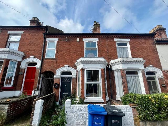 House for rent in Heigham Grove, East Bank