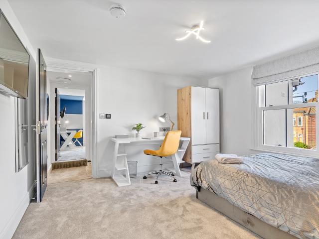 House for rent in Heigham Grove, East Bank