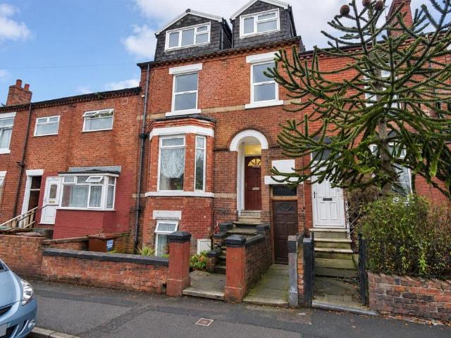 Apartment for rent in Wrenthorpe, Wakefield