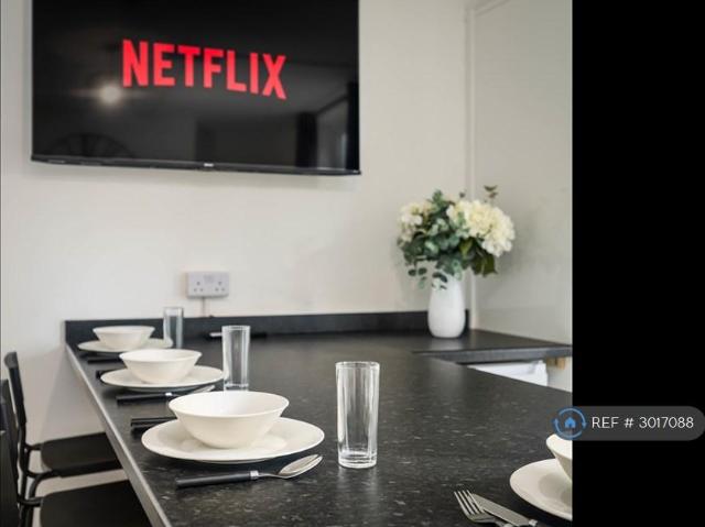 House for rent in Wrenthorpe, West Yorkshire