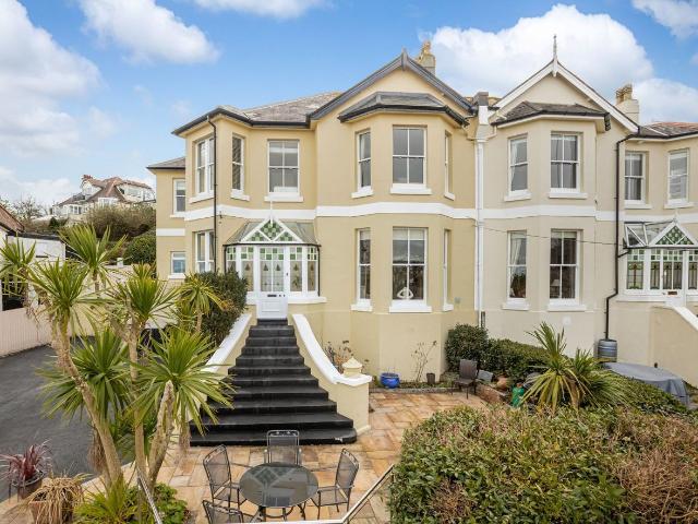 Apartment for rent in Babbacombe