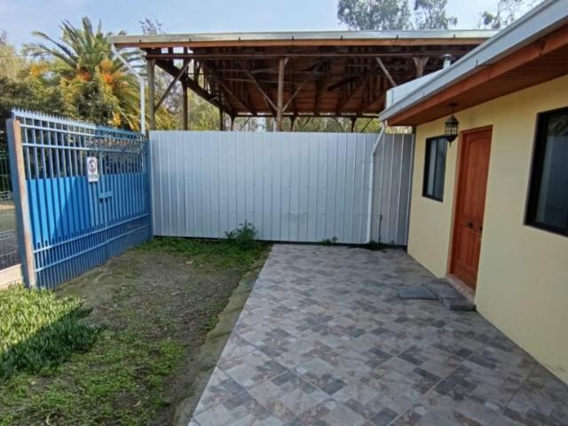 Casa en arriendo en Peñaflor, Metropolitana