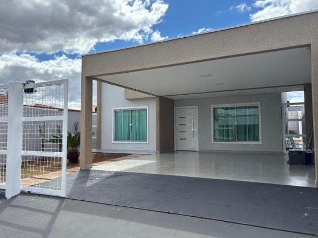 Casa venda em Região Geográfica Imediata do Distrito Federal, Região Integrada de Desenvolvimento do Distrito Federal e Entorno