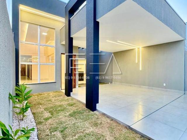 Casa venda em Região Geográfica Imediata de Águas Lindas de Goiás, Região Integrada de Desenvolvimento do Distrito Federal e Entorno