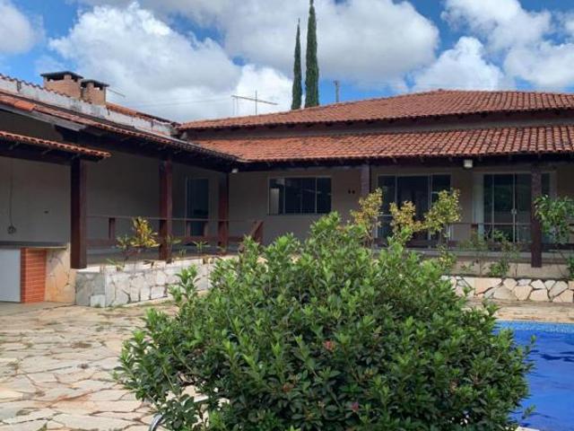 Casa venda em Região Geográfica Imediata do Distrito Federal, Região Integrada de Desenvolvimento do Distrito Federal e Entorno